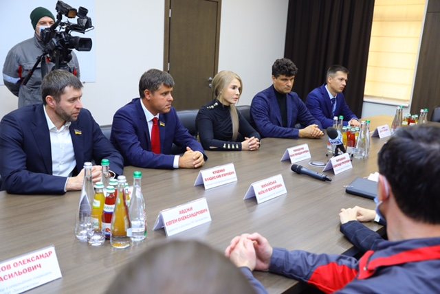 На комбінаті “Запоріжсталь” з робочим візитом побувала Юлія Тимошенко