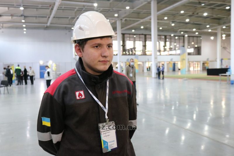 З роботами учасників регіонального етапу конкурсу WorldSkills Ukraine знайомились представники Міністерства освіти та науки