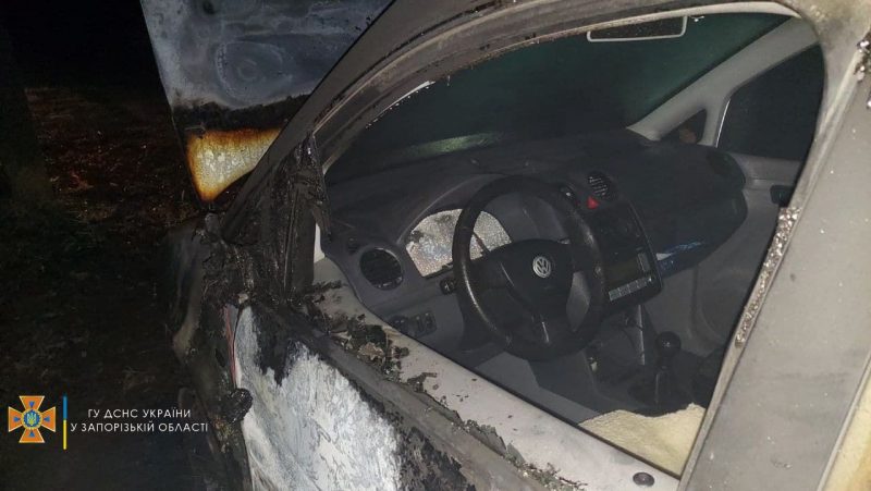 В курортном городе Запорожской области ночью сгорел автомобиль 